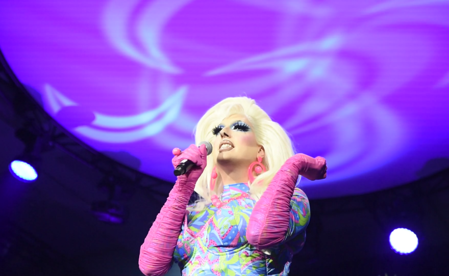 Drag finds a bigger stage on Twitch since the pandemic – KPBS